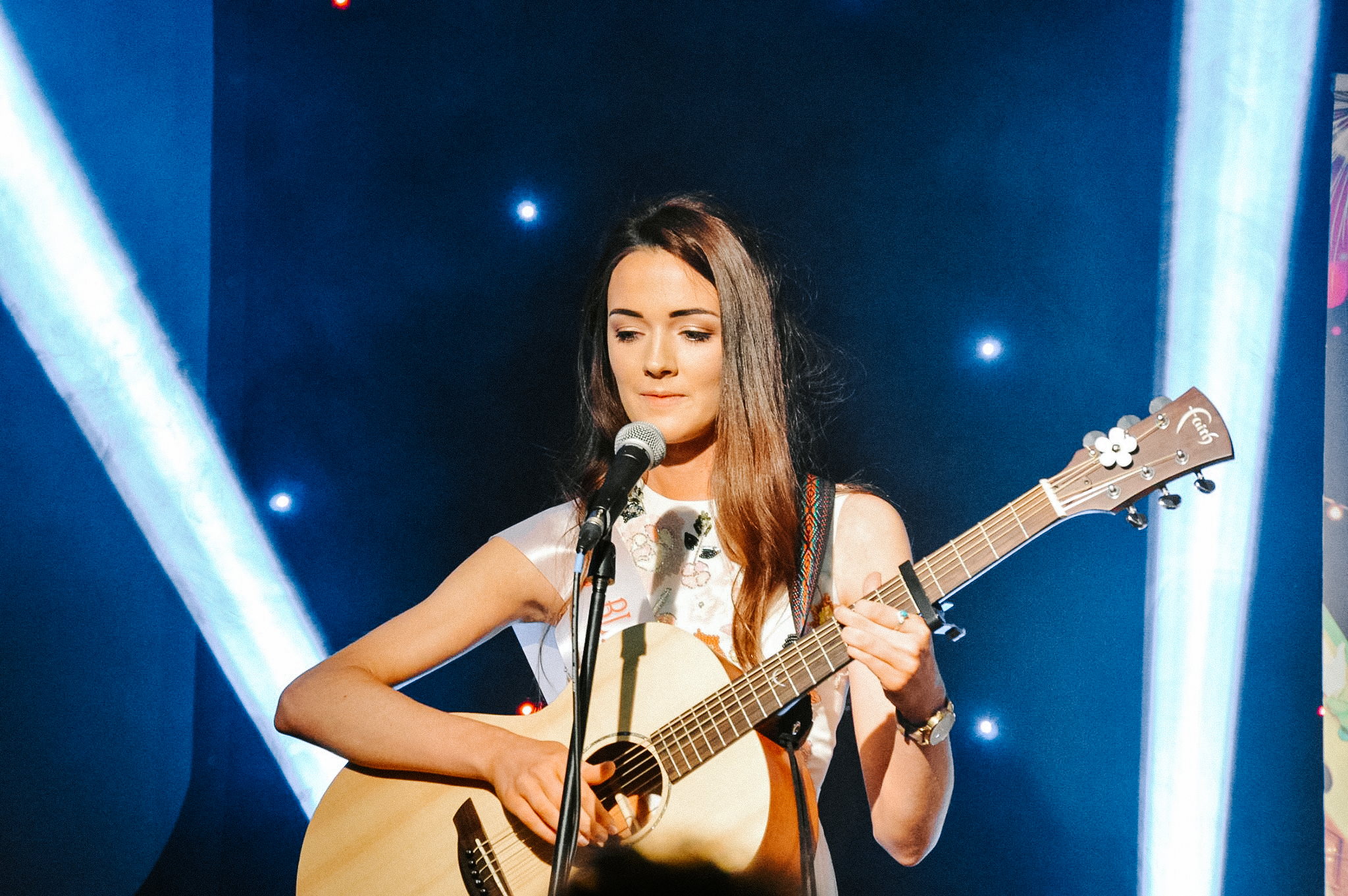 Wedding Music by Genevieve, Wedding singer based in West of Ireland
